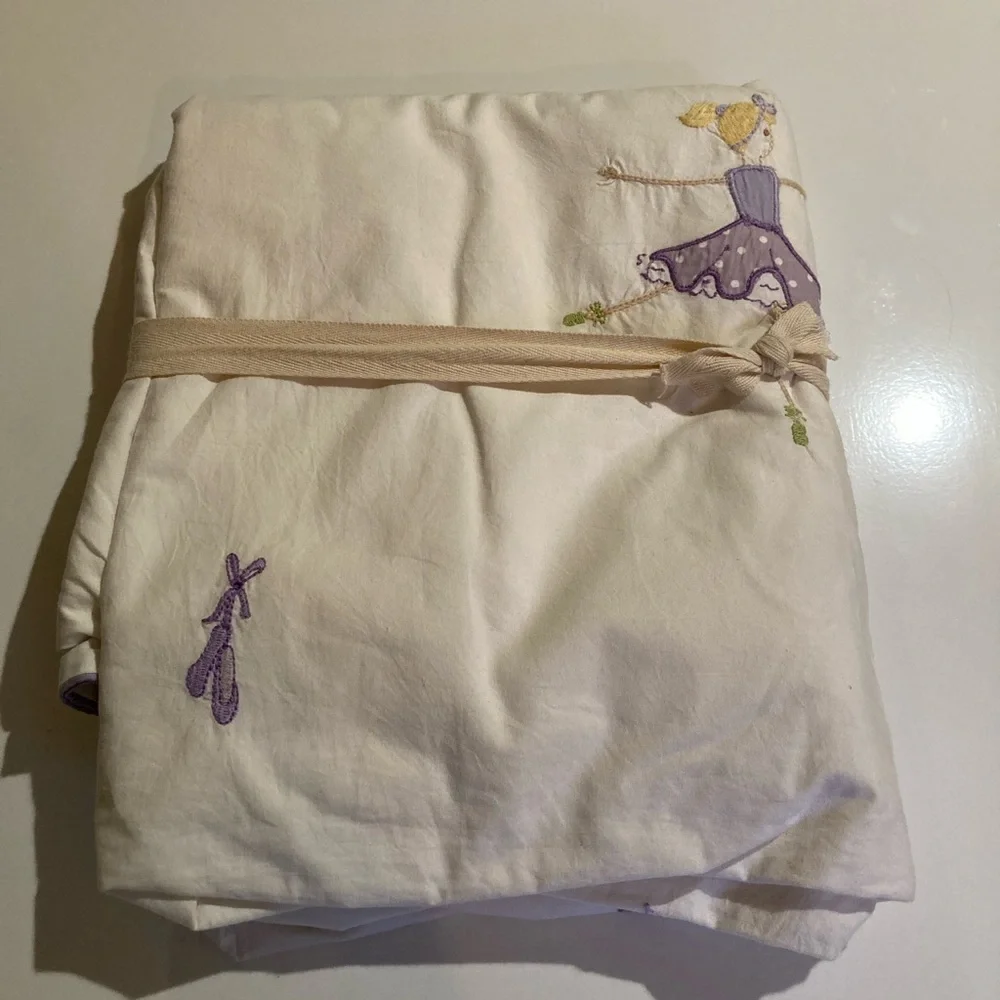 Pottery barn kids New Duvet cover (white with ballerina design / print)